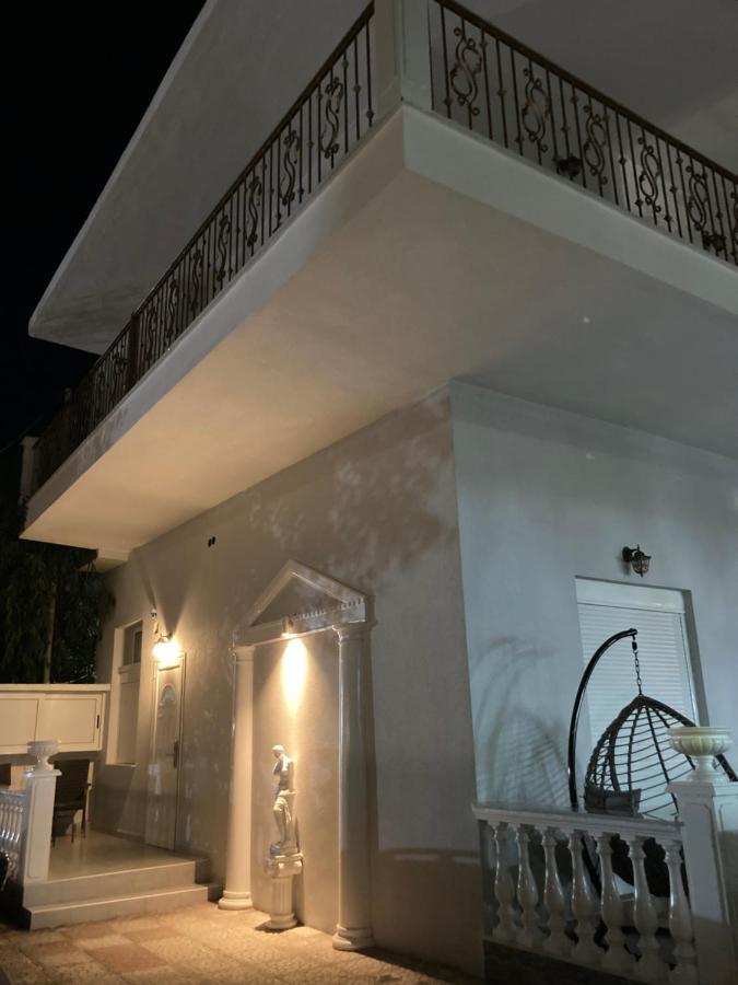 Villa Ulyana Sarti - Ancient Greece In Center Exterior photo